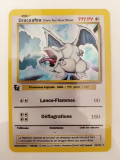 Carte Dracaufeu Blanc Aux Yeux Bleus